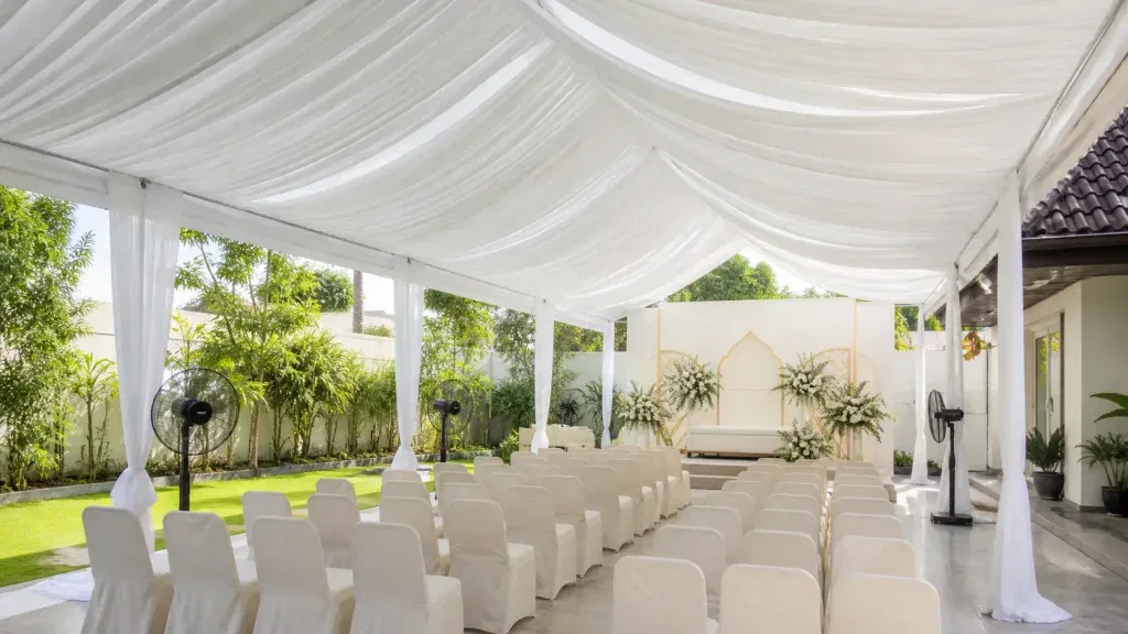 Tenda Lengkung